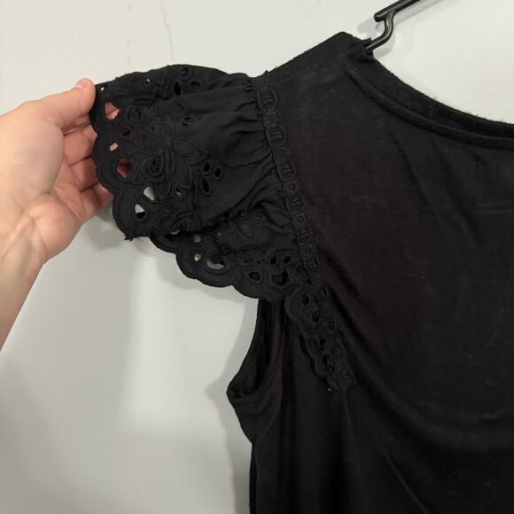 Maurices Solid Black Eyelet Flutter Sleeve Top Size Large Modest Neckline - Picture 7 of 7